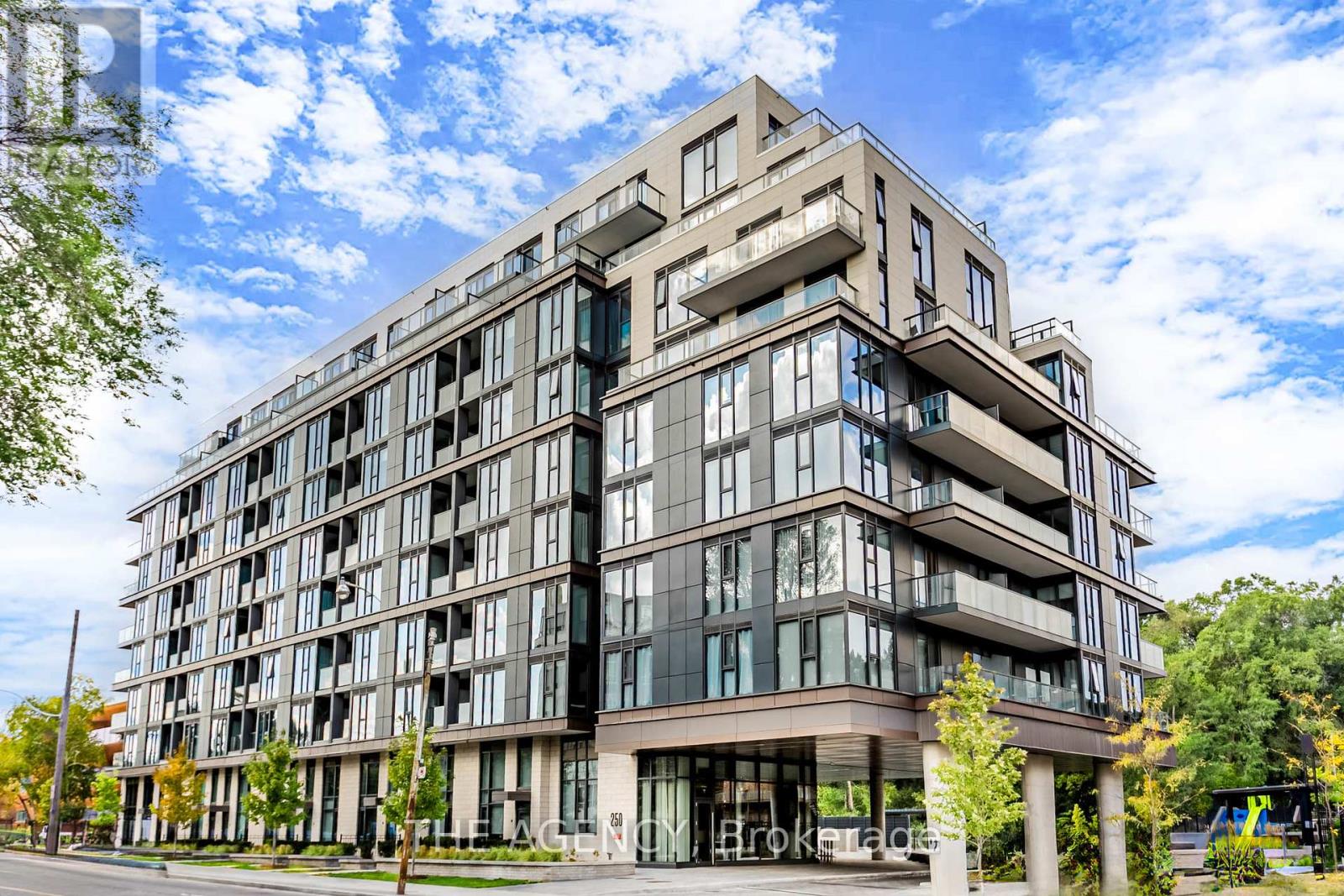 204 - 250 LAWRENCE AVENUE E, Toronto, Ontario