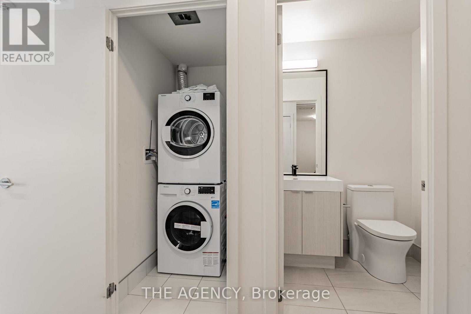 204 - 250 Lawrence Avenue E, Toronto, Ontario  M4N 1T4 - Photo 19 - C12472398