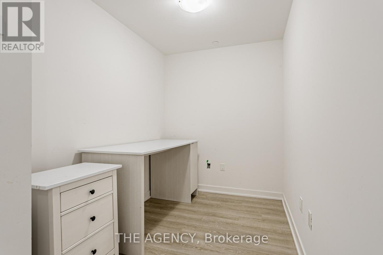 204 - 250 Lawrence Avenue E, Toronto, Ontario  M4N 1T4 - Photo 7 - C12472398