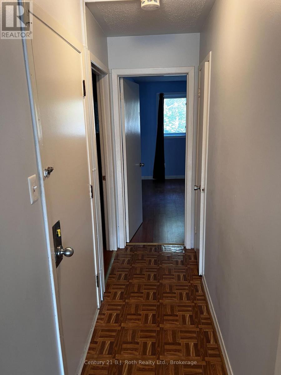 3 - 520 High Street, Orillia, Ontario  L3V 4Y1 - Photo 6 - S12453637