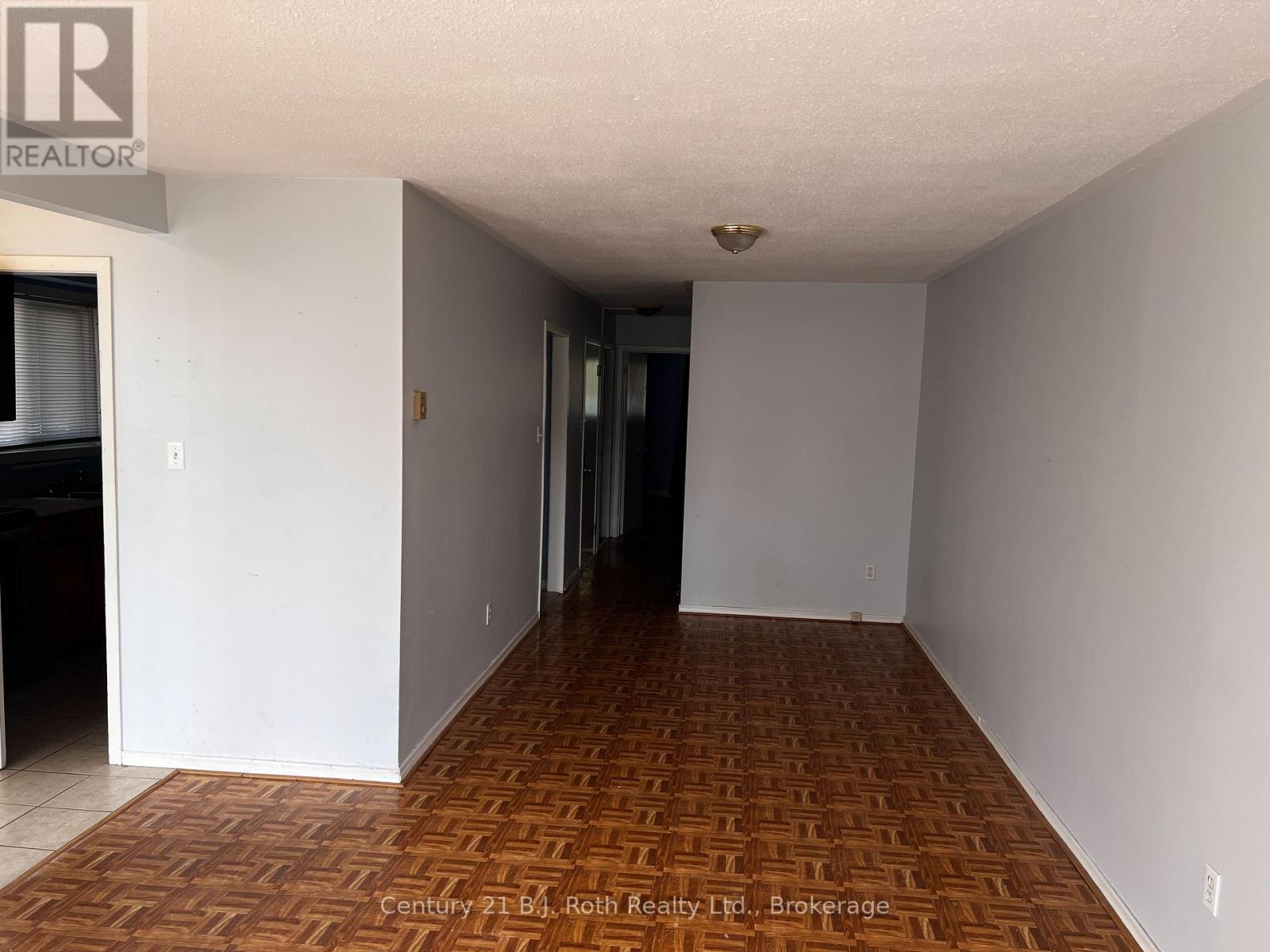 3 - 520 High Street, Orillia, Ontario  L3V 4Y1 - Photo 3 - S12453637