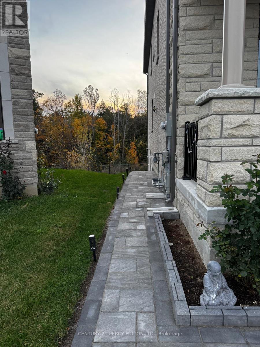 Bsmt - 1438 Mockingbird Square, Pickering, Ontario  L1X 0N8 - Photo 2 - E12472385