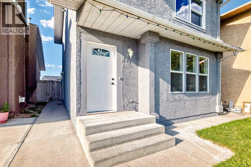 181 Martinglen Way Ne, Calgary, Alberta  T3J 3L1 - Photo 2 - A2250279