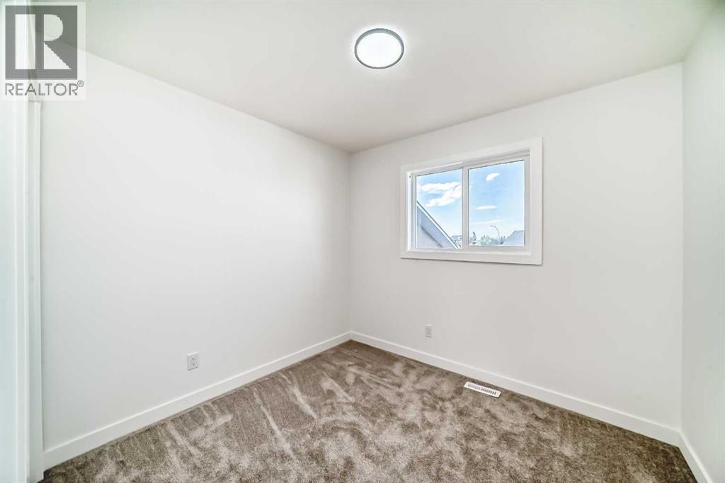 181 Martinglen Way Ne, Calgary, Alberta  T3J 3L1 - Photo 23 - A2250279