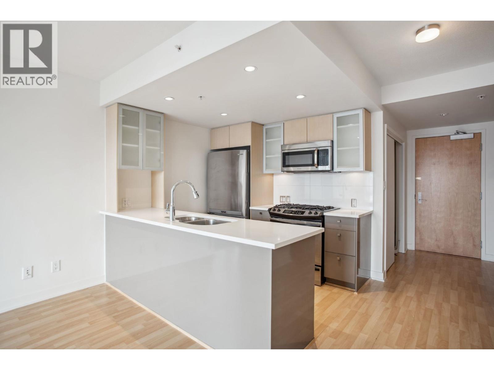 306 7080 No. 3 Road, Richmond, British Columbia  V6Y 0B5 - Photo 5 - R3051591