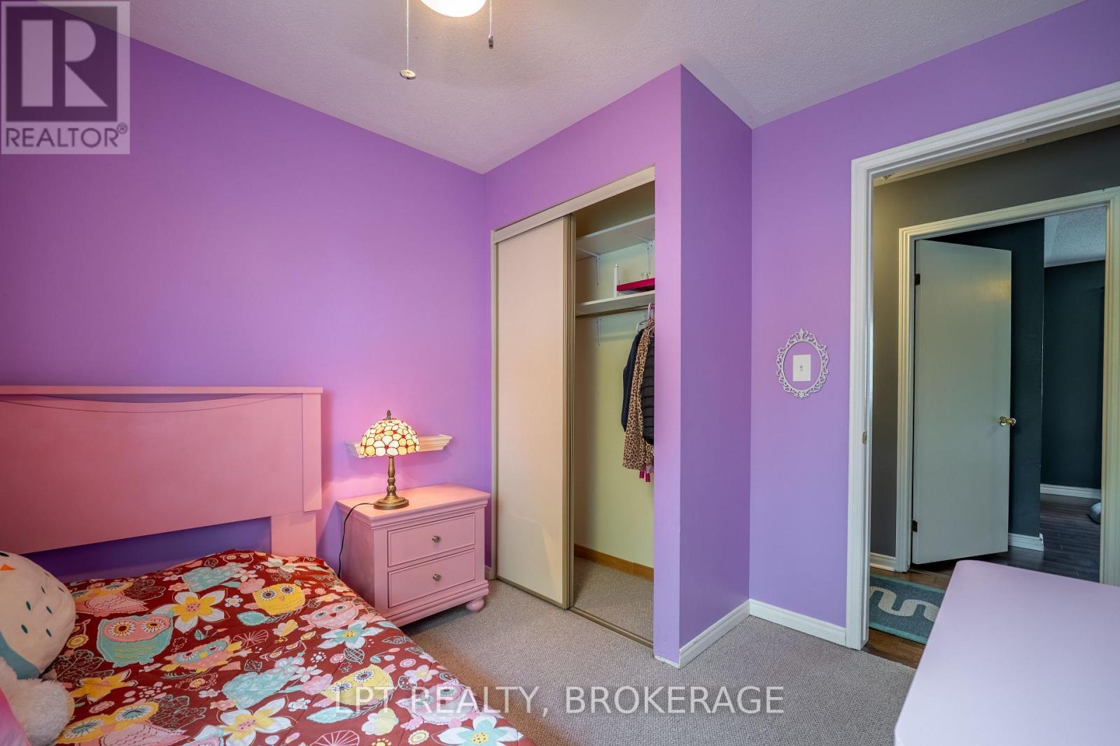 697 Macdonald Drive, Gananoque, Ontario  K7G 3C4 - Photo 14 - X12472432