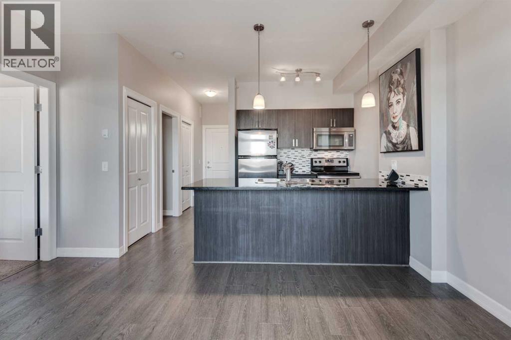 401, 117 Copperpond Common Se, Calgary, Alberta  T2Z 5E2 - Photo 7 - A2265117