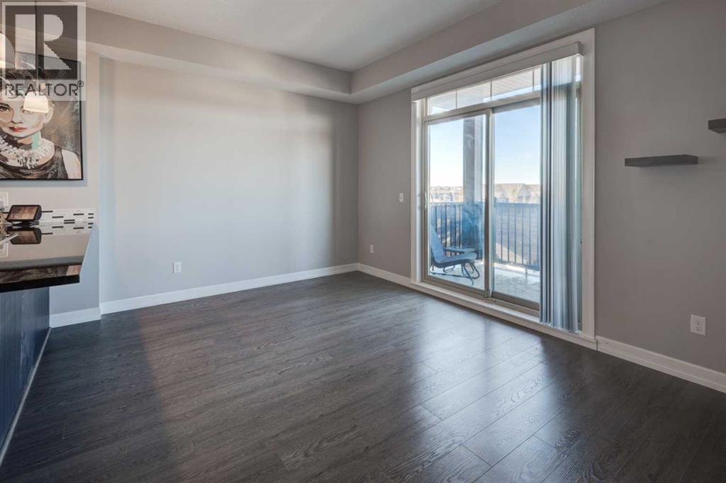 401, 117 Copperpond Common Se, Calgary, Alberta  T2Z 5E2 - Photo 3 - A2265117