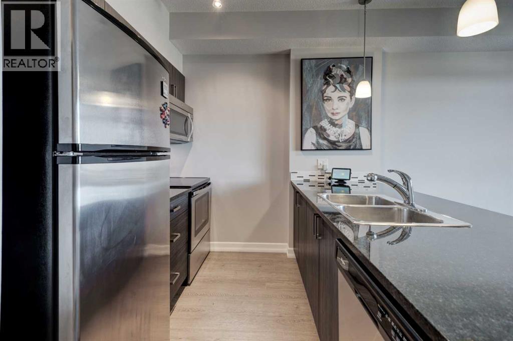 401, 117 Copperpond Common Se, Calgary, Alberta  T2Z 5E2 - Photo 11 - A2265117