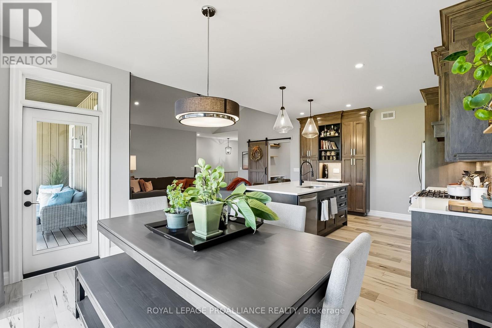 19 Ambrosia Terrace, Quinte West, Ontario  K8V 0G6 - Photo 24 - X12472508