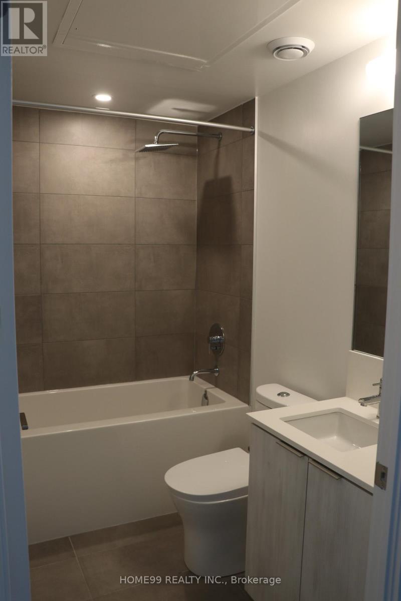 5906 - 8 Wellesley Street W, Toronto, Ontario  M4Y 0J5 - Photo 8 - C12467380