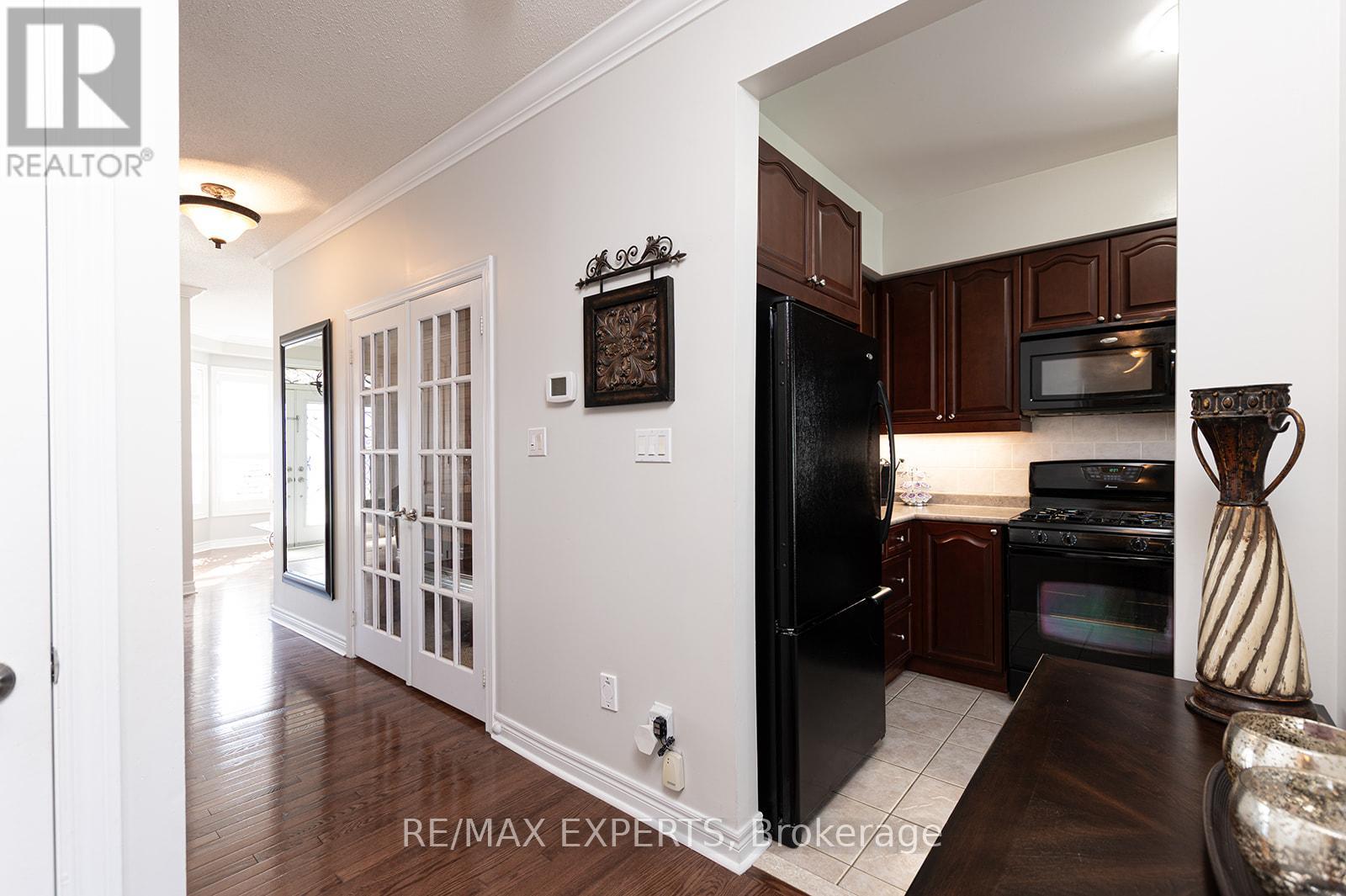 34 Laurentide Crescent, Brampton (Vales Of Castlemore North), Ontario  L6P 1Y4 - Photo 19 - W12471862