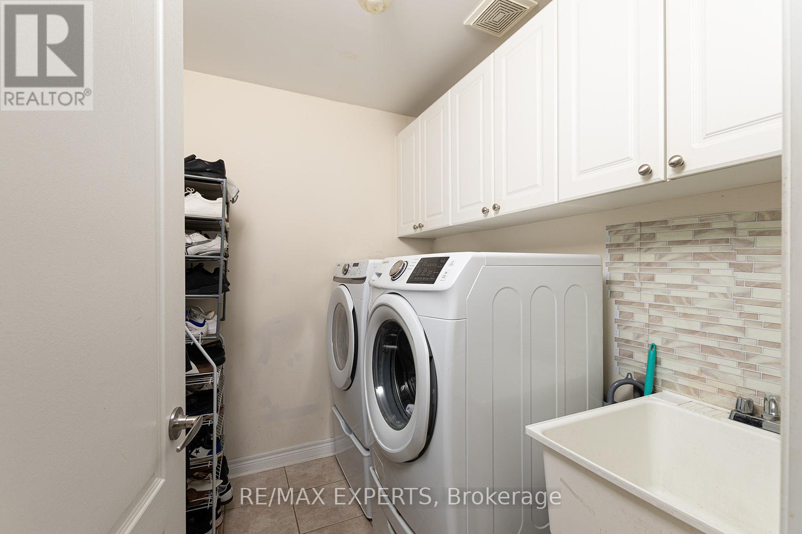 34 Laurentide Crescent, Brampton (Vales Of Castlemore North), Ontario  L6P 1Y4 - Photo 20 - W12471862