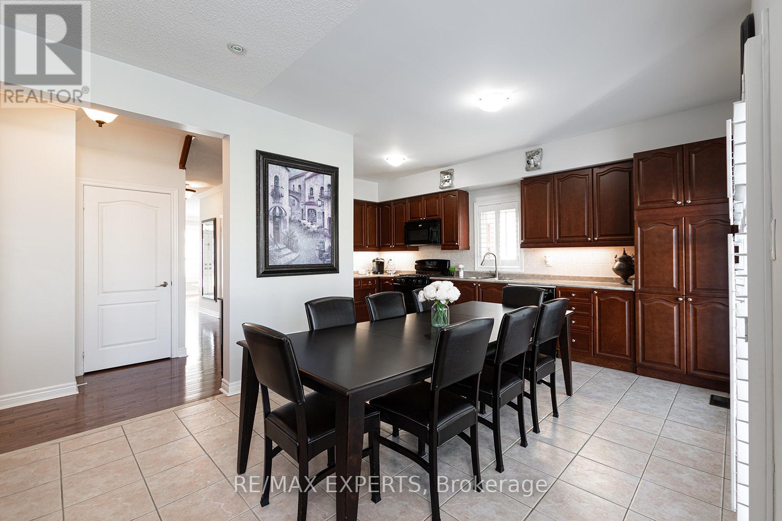 34 Laurentide Crescent, Brampton (Vales Of Castlemore North), Ontario  L6P 1Y4 - Photo 12 - W12471862
