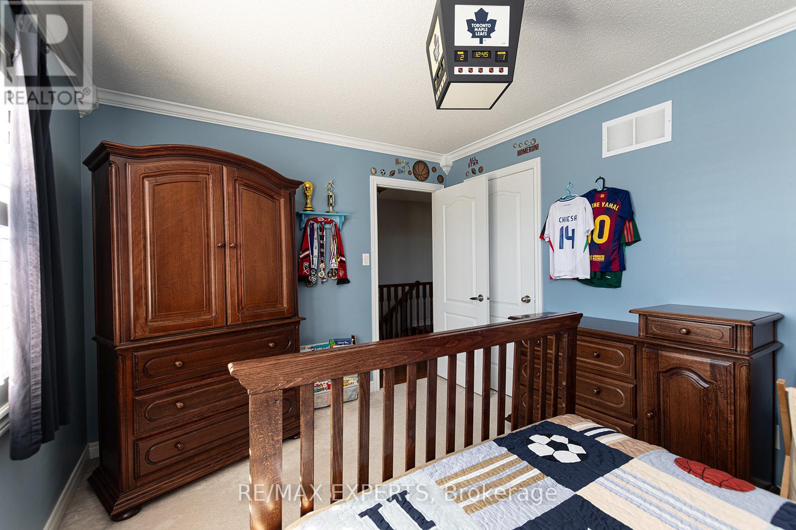 34 Laurentide Crescent, Brampton (Vales Of Castlemore North), Ontario  L6P 1Y4 - Photo 29 - W12471862