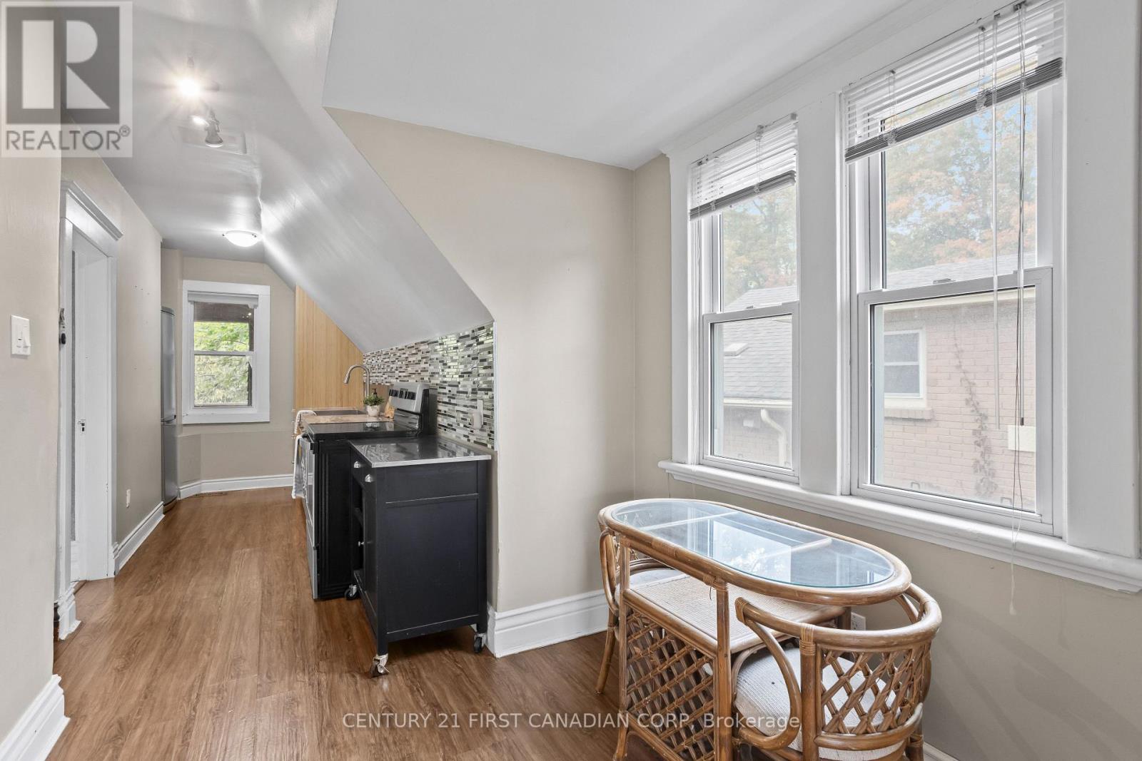16 Woodward Avenue, London North, Ontario  N6H 2G7 - Photo 24 - X12472451