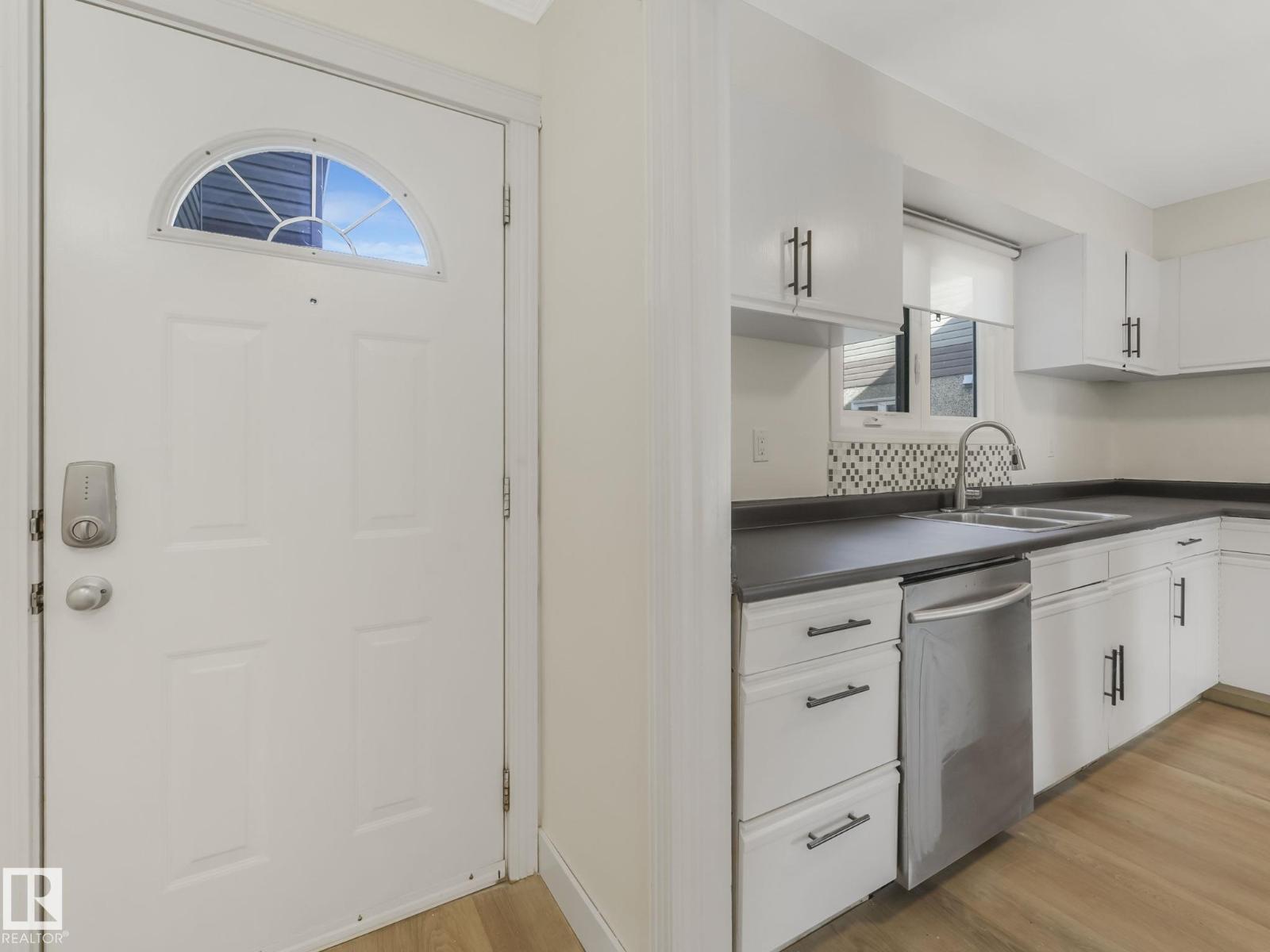 17010 100 St Nw, Edmonton, Alberta  T5X 5E1 - Photo 3 - E4462834