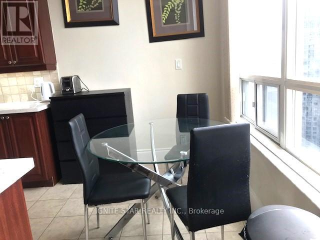 Ph10 - 3880 Duke Of York Boulevard, Mississauga, Ontario  L5B 4M7 - Photo 14 - W12472380
