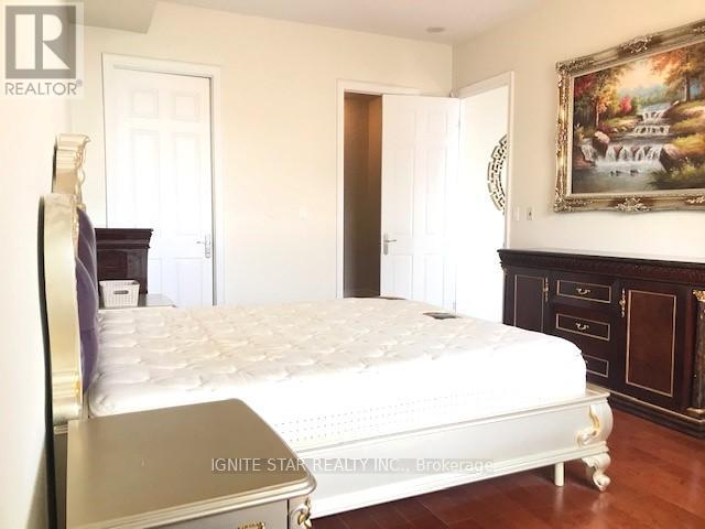 Ph10 - 3880 Duke Of York Boulevard, Mississauga, Ontario  L5B 4M7 - Photo 17 - W12472380