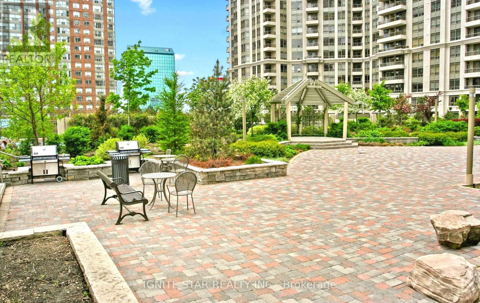 Ph10 - 3880 Duke Of York Boulevard, Mississauga, Ontario  L5B 4M7 - Photo 31 - W12472380