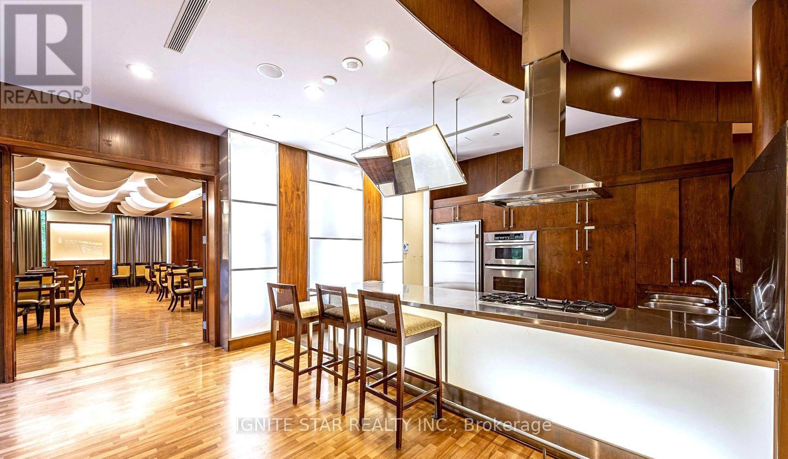 Ph10 - 3880 Duke Of York Boulevard, Mississauga, Ontario  L5B 4M7 - Photo 33 - W12472380