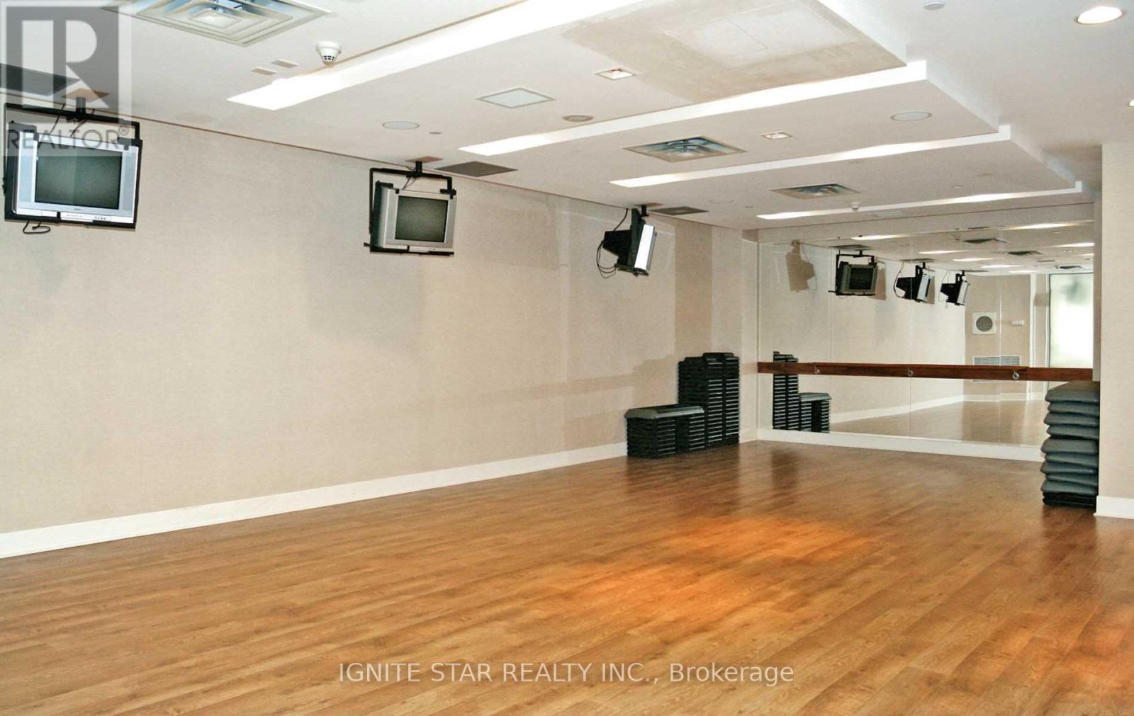 Ph10 - 3880 Duke Of York Boulevard, Mississauga, Ontario  L5B 4M7 - Photo 43 - W12472380