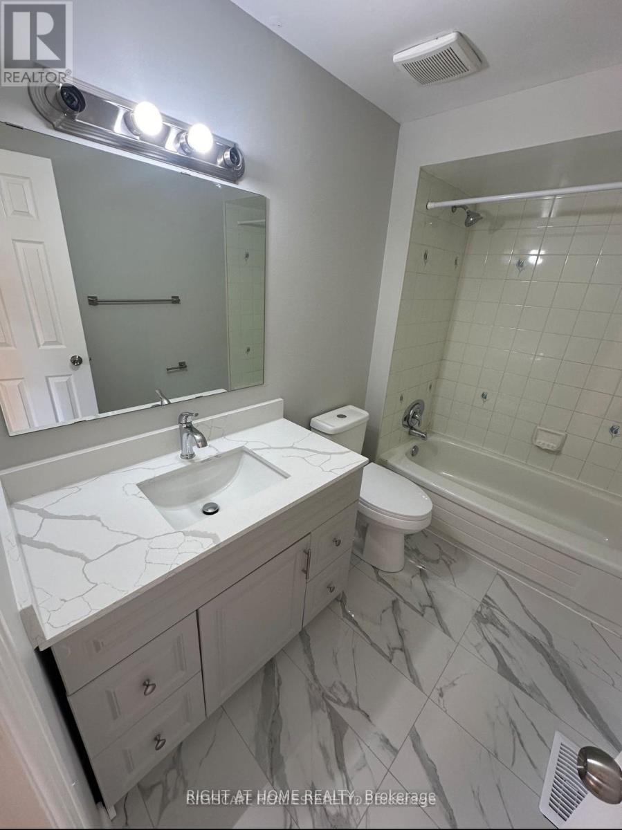 Upper - 56 Stanwell Drive, Brampton, Ontario  L6Z 3Y3 - Photo 11 - W12472384