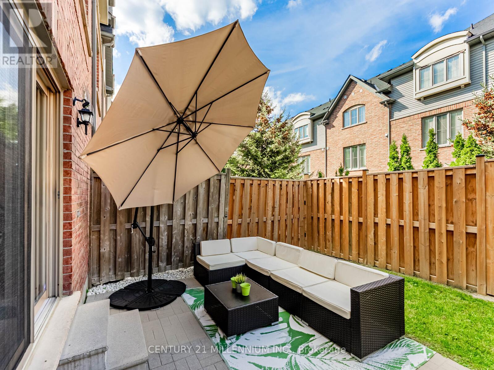 111 Cedar Lake Crescent, Brampton (Bram West), Ontario  L6Y 0R1 - Photo 32 - W12472408