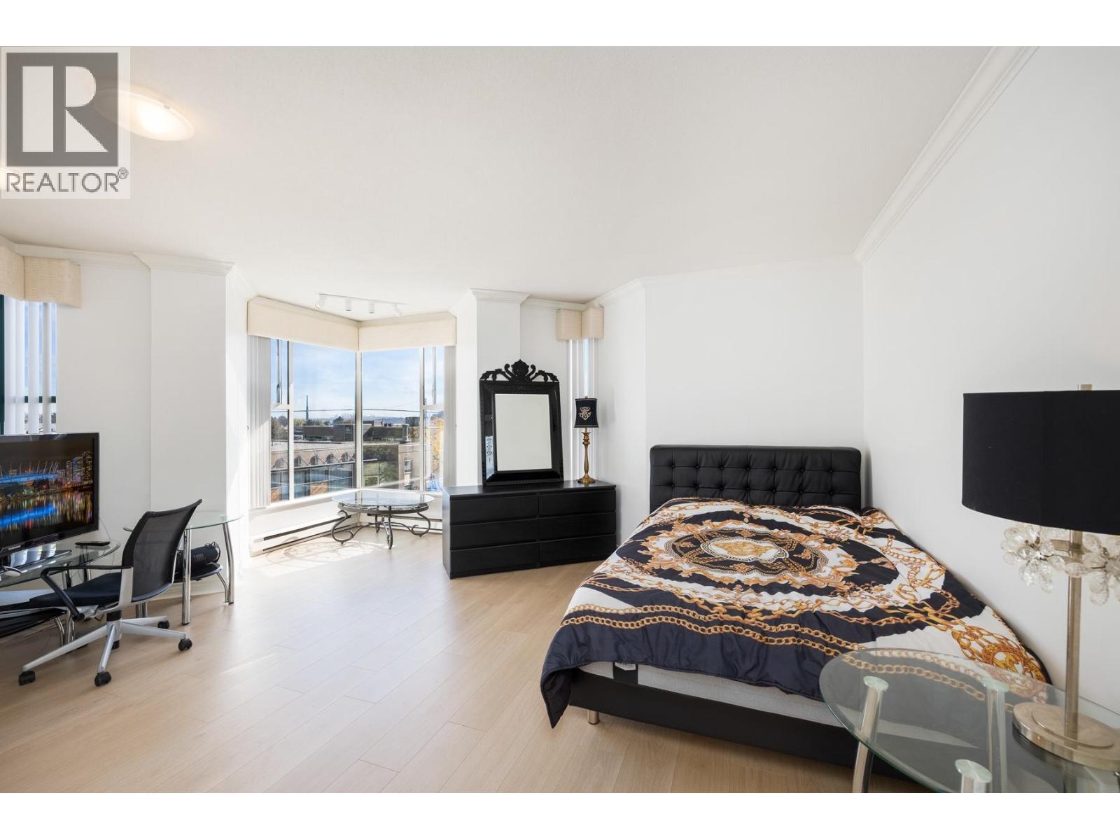 201 588 16th Street, West Vancouver, British Columbia  V7T 1A7 - Photo 10 - R3060033