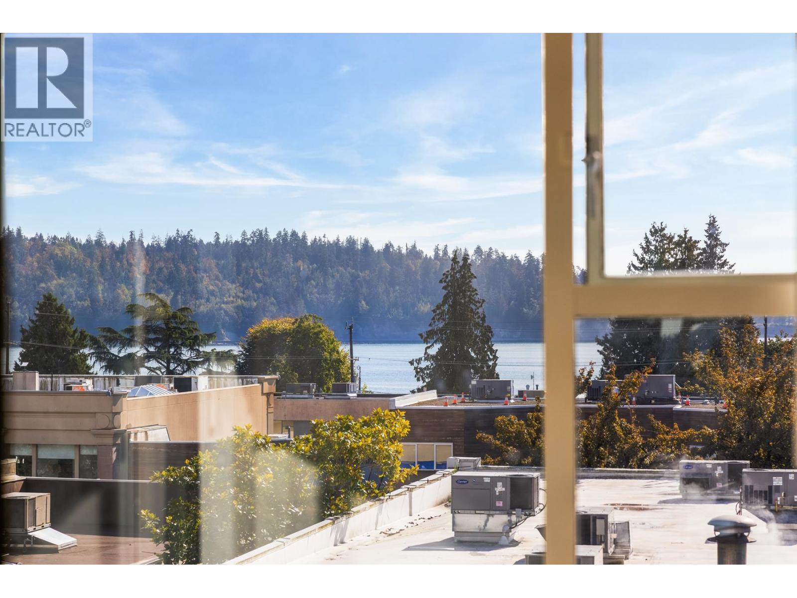 201 588 16th Street, West Vancouver, British Columbia  V7T 1A7 - Photo 6 - R3060033