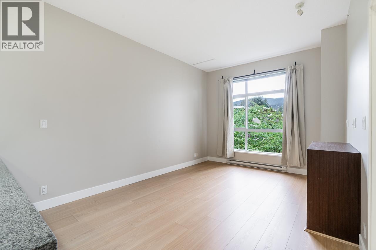 402 2957 Glen Drive, Coquitlam, British Columbia  V3B 0B5 - Photo 11 - R3060048