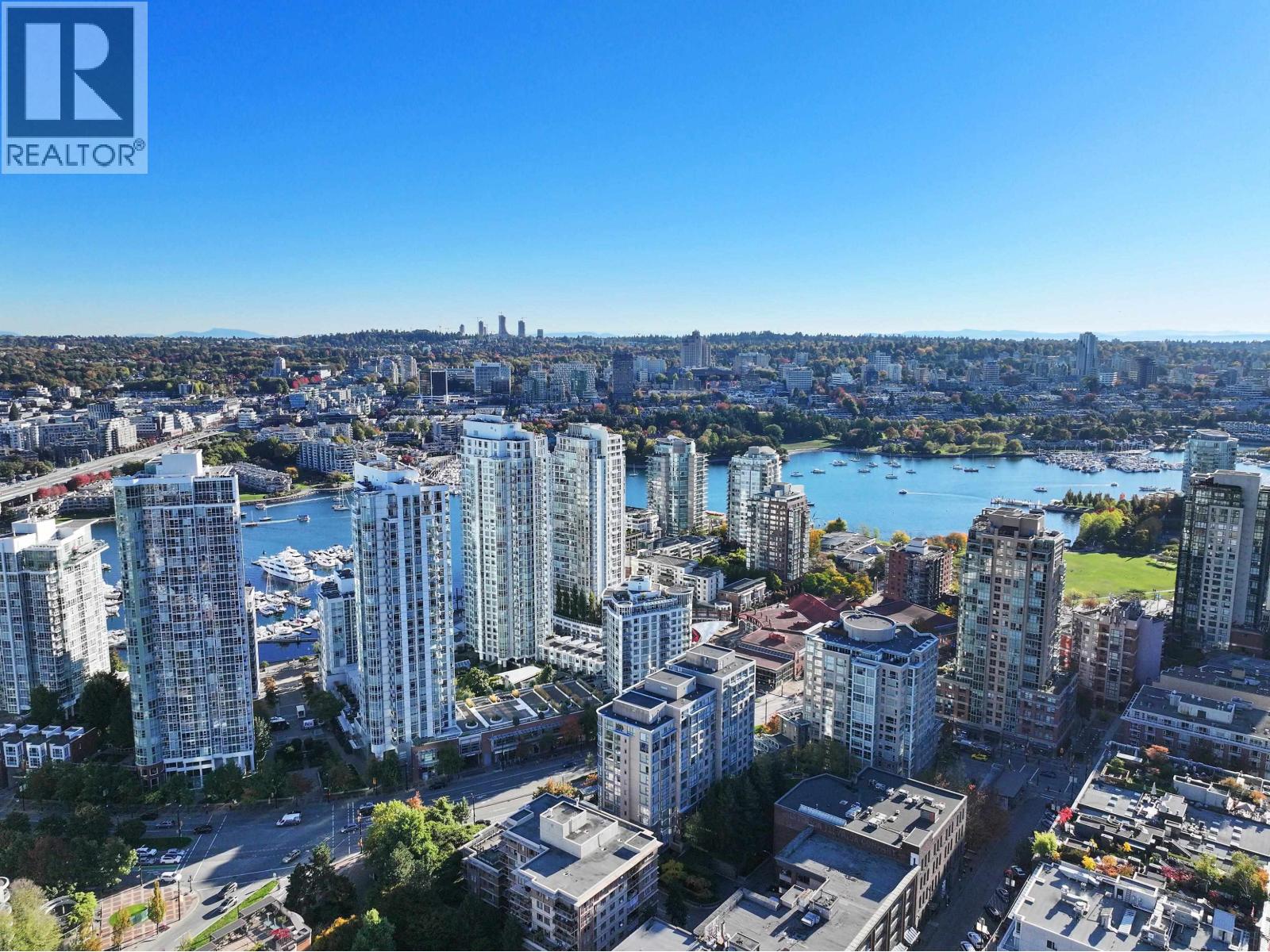 602 1177 Pacific Boulevard, Vancouver, British Columbia  V6Z 2R8 - Photo 1 - R3060065
