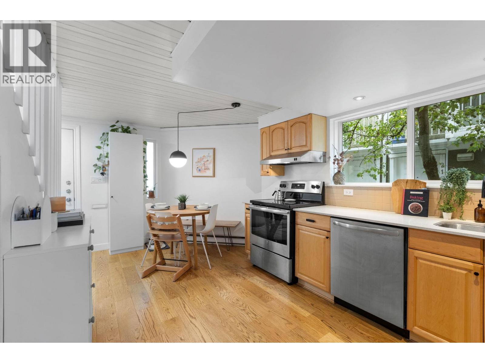212 1045 W 8th Avenue, Vancouver, British Columbia  V6H 1C3 - Photo 10 - R3060074