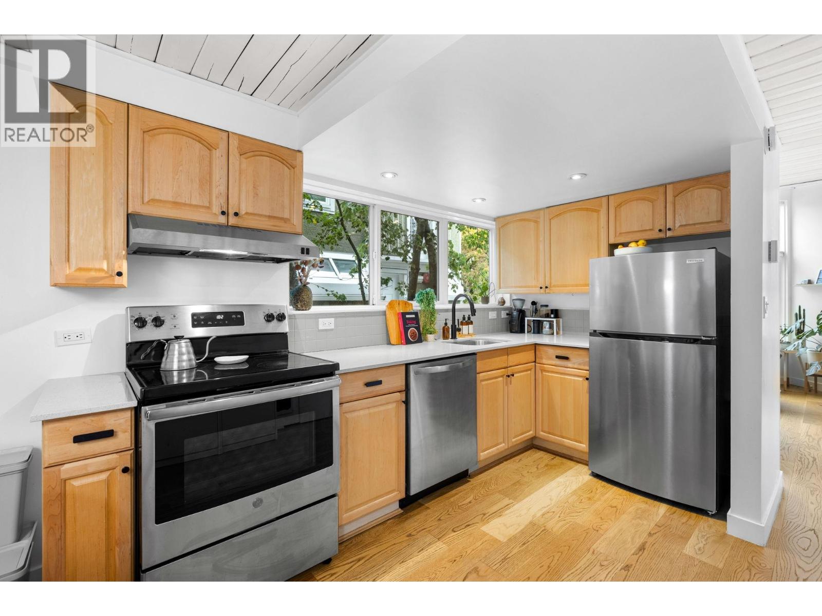 212 1045 W 8th Avenue, Vancouver, British Columbia  V6H 1C3 - Photo 8 - R3060074