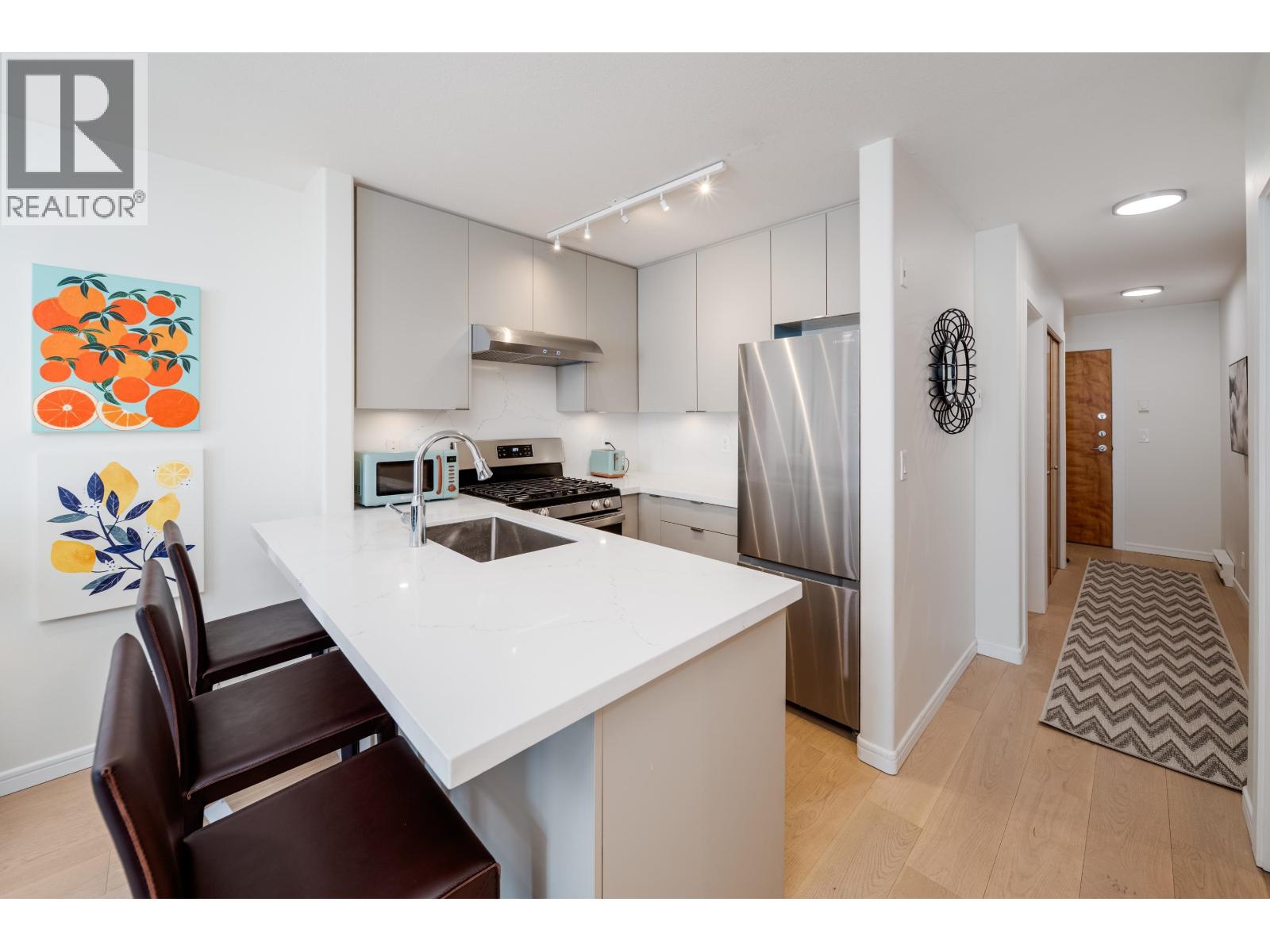 404 2688 Vine Street, Vancouver, British Columbia  V6K 4T6 - Photo 4 - R3060088