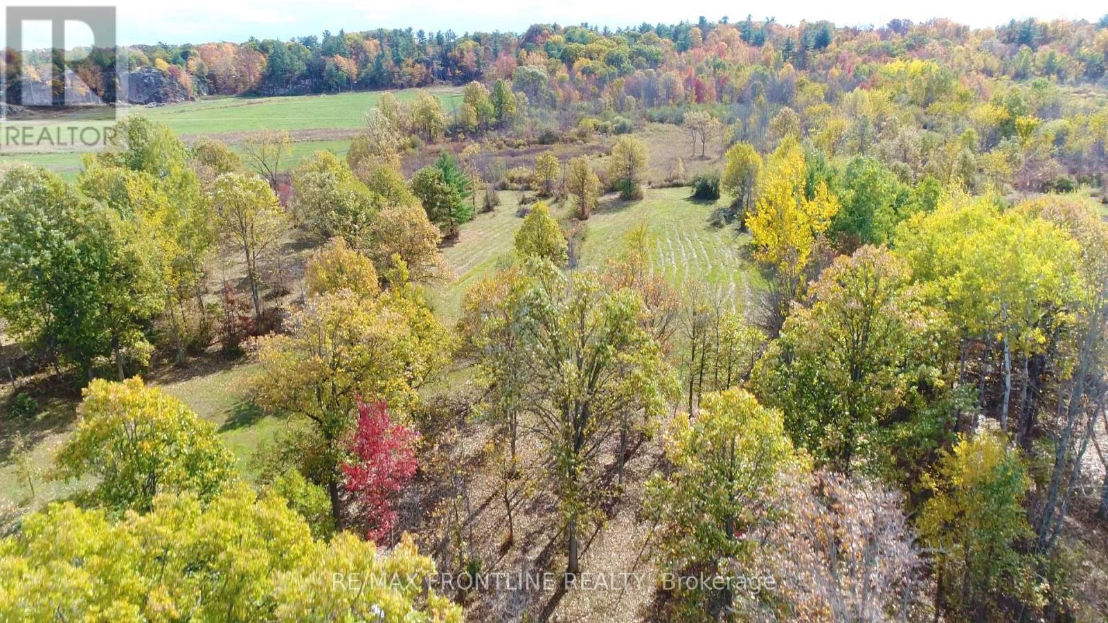 900 Beaver Road, Gananoque, Ontario  K7G 2H5 - Photo 3 - X12472442