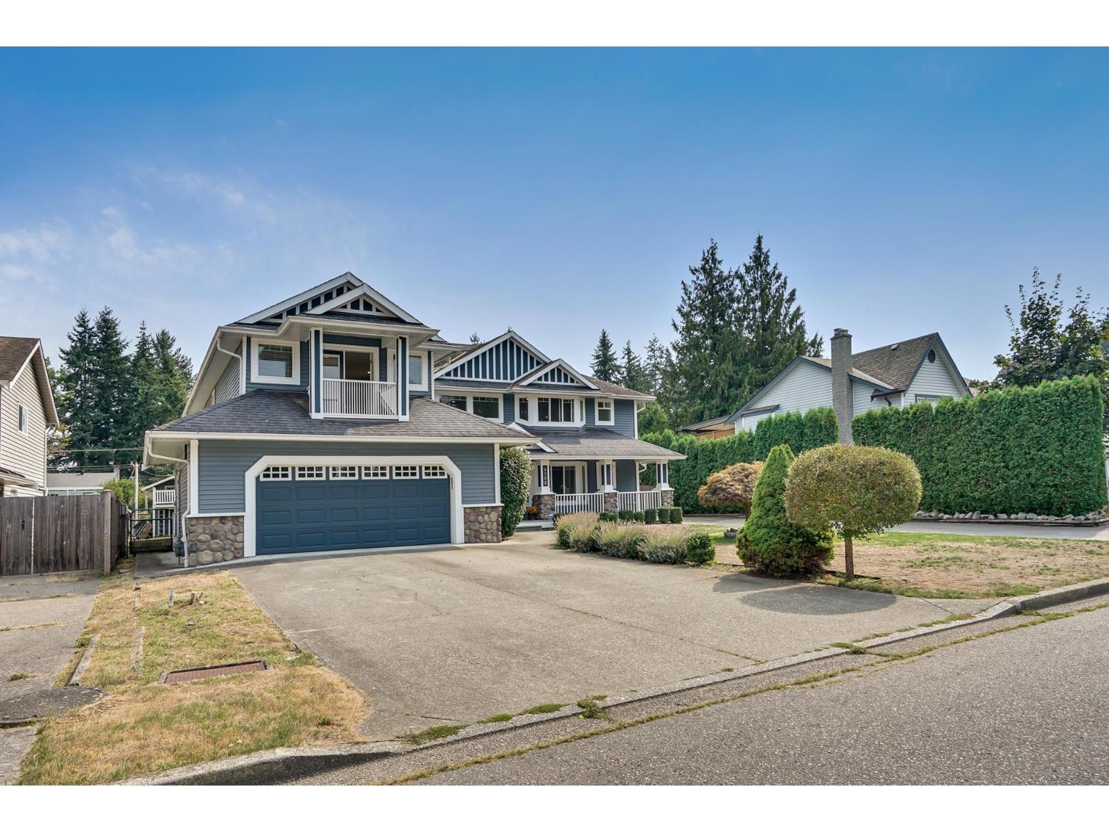 4500 207a Street, Langley, British Columbia  V3A 2G7 - Photo 2 - R3060027