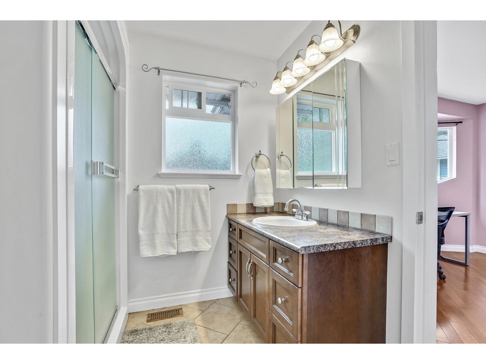 4500 207a Street, Langley, British Columbia  V3A 2G7 - Photo 18 - R3060027