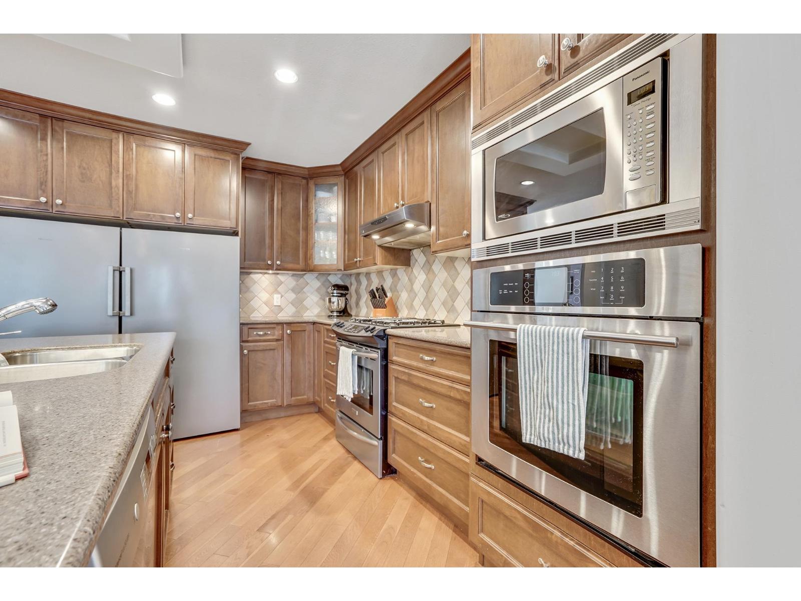 4500 207a Street, Langley, British Columbia  V3A 2G7 - Photo 11 - R3060027