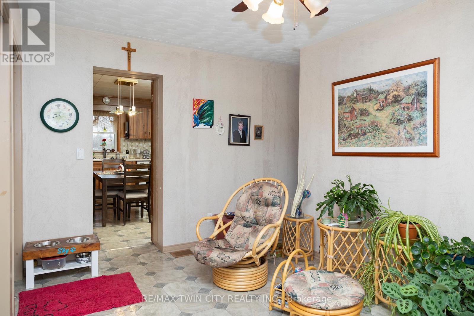 331 Middle Townline Road, Brant, Ontario  N0E 1E0 - Photo 6 - X12472381