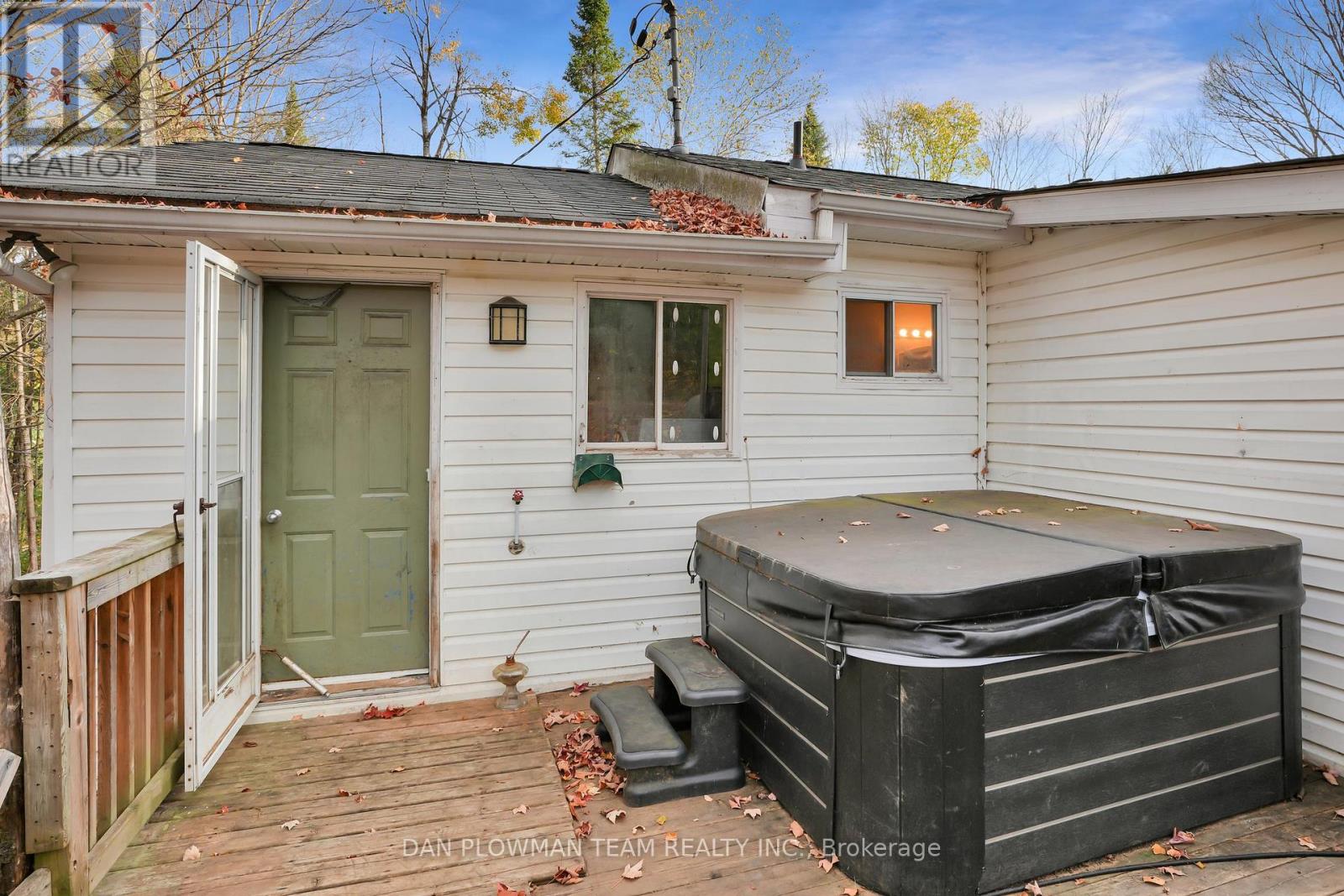 1919 Irondale Road, Highlands East (Glamorgan), Ontario  K0M 2A0 - Photo 15 - X12472399