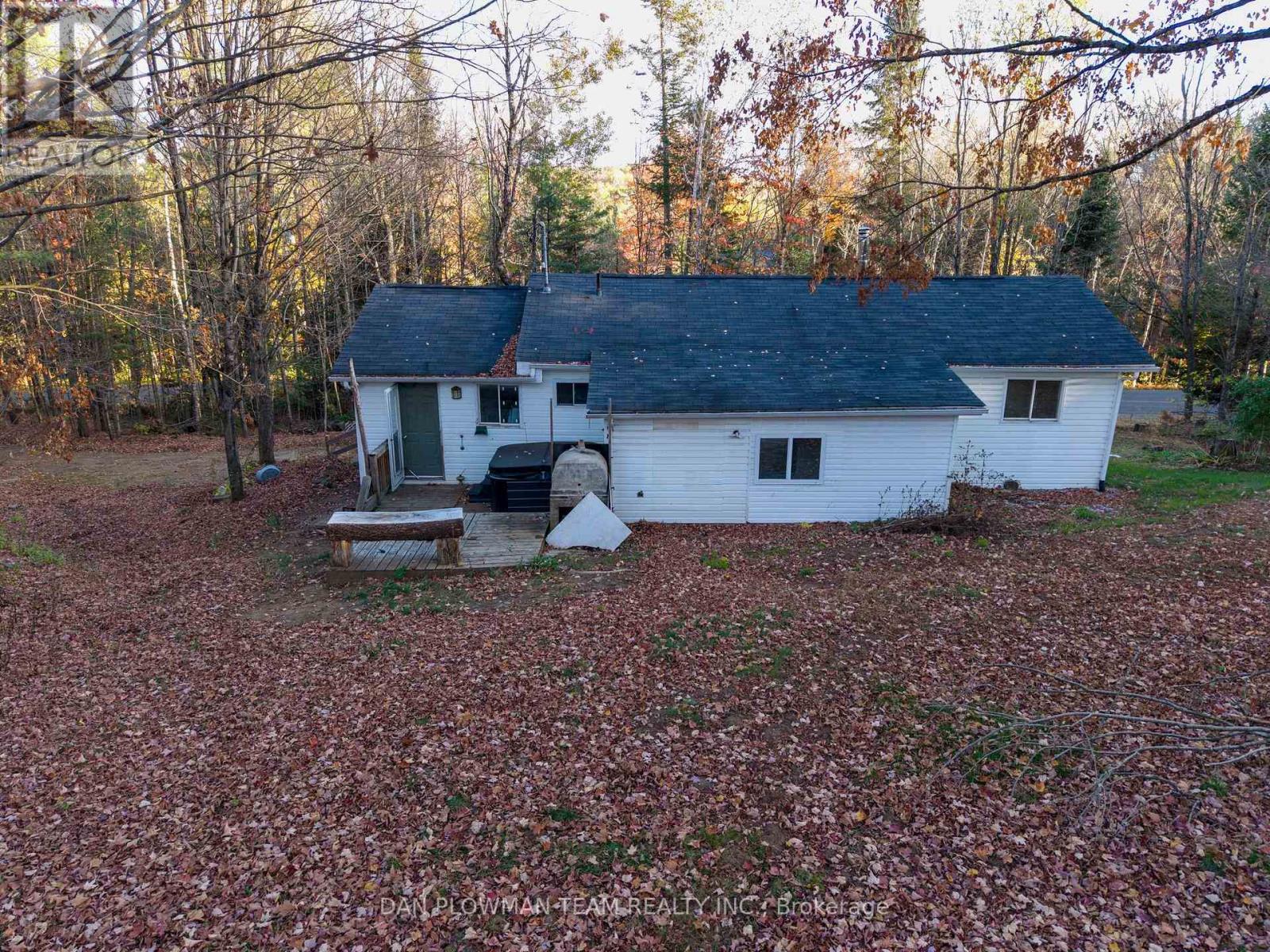 1919 Irondale Road, Highlands East (Glamorgan), Ontario  K0M 2A0 - Photo 4 - X12472399