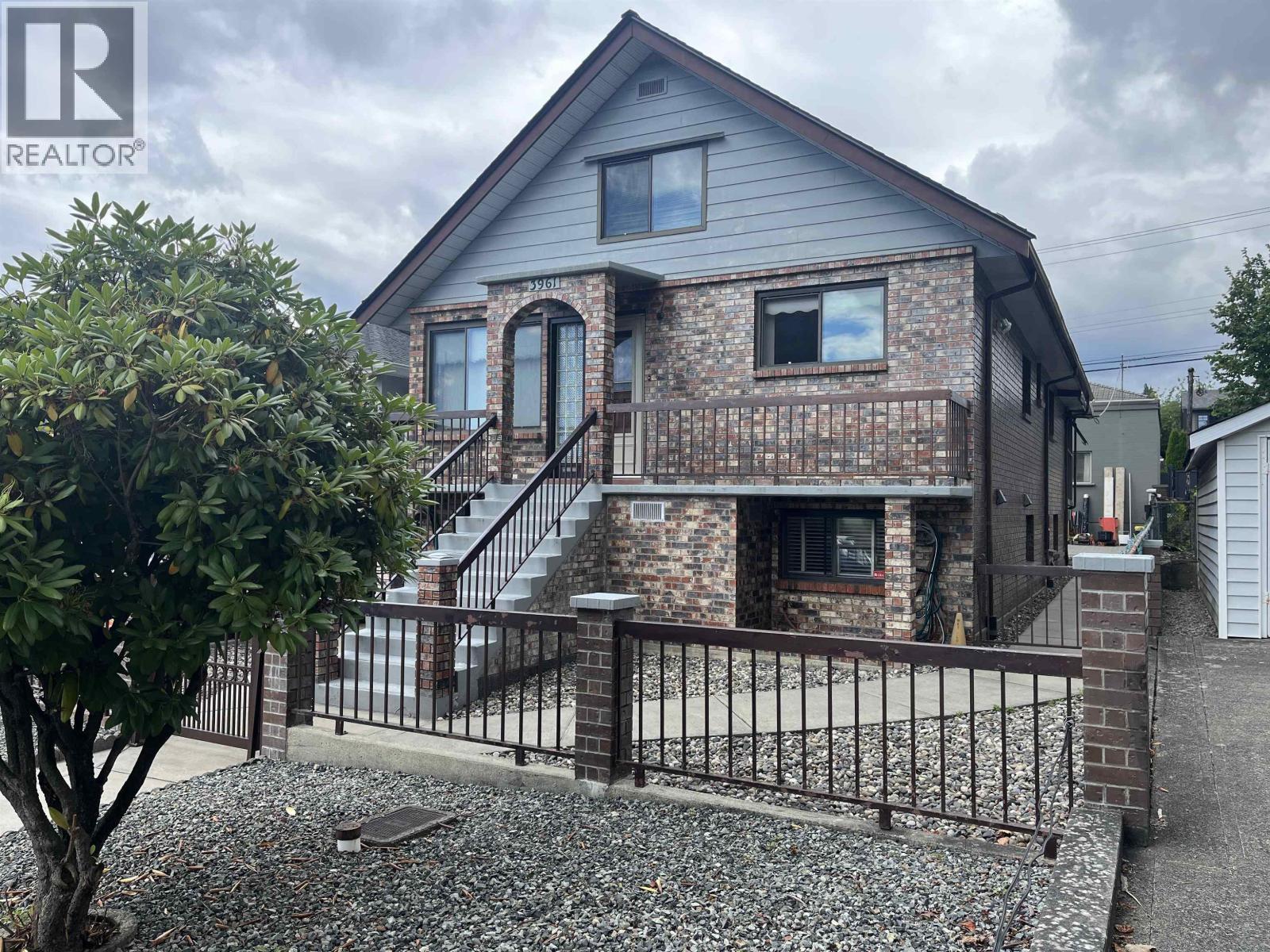 3961 Venables Street, Burnaby, British Columbia  V5C 2Z3 - Photo 2 - R3060037