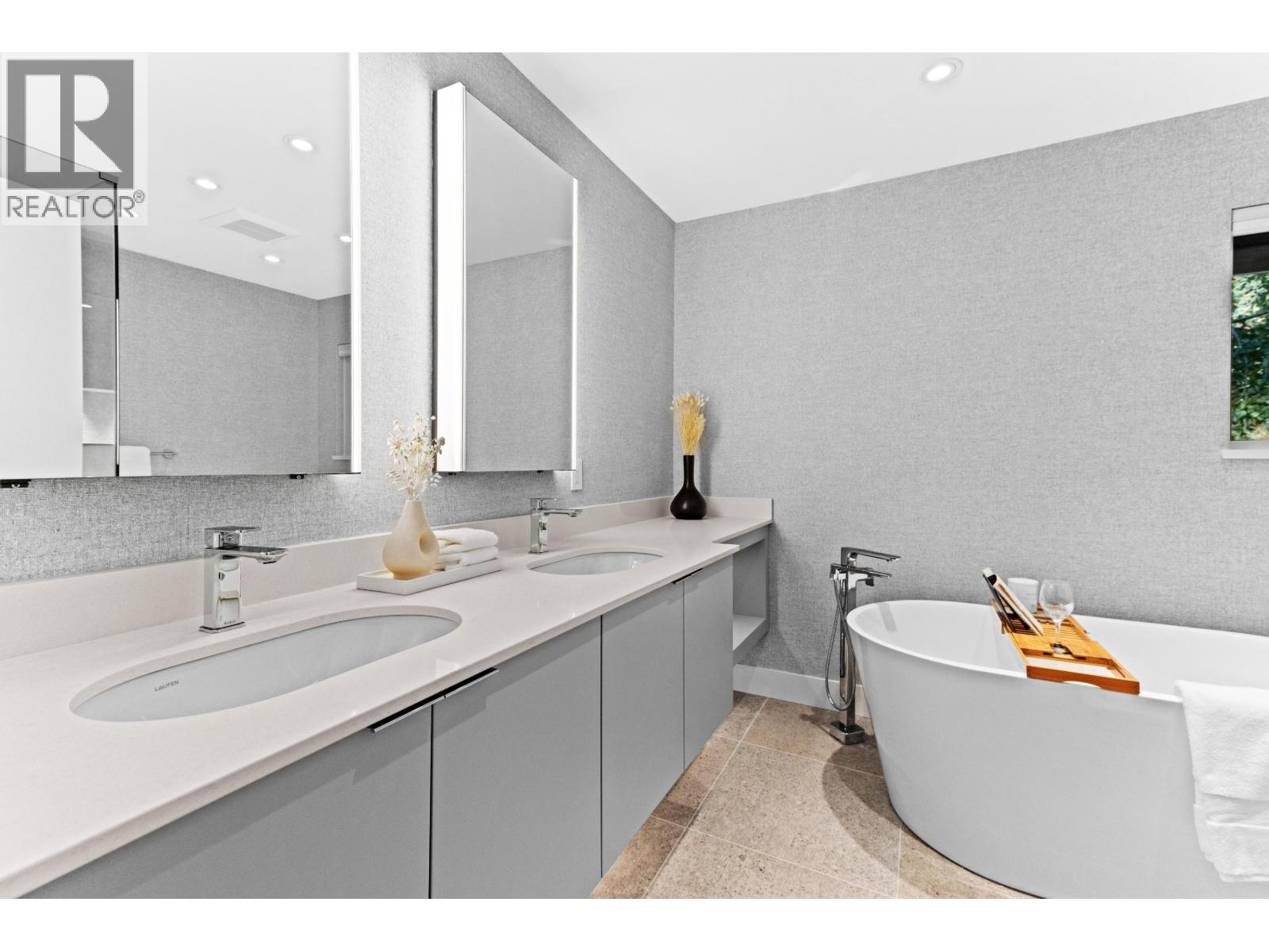 5540 Marine Drive, West Vancouver, British Columbia V7W 2R5 - Photo 21 - R3060040