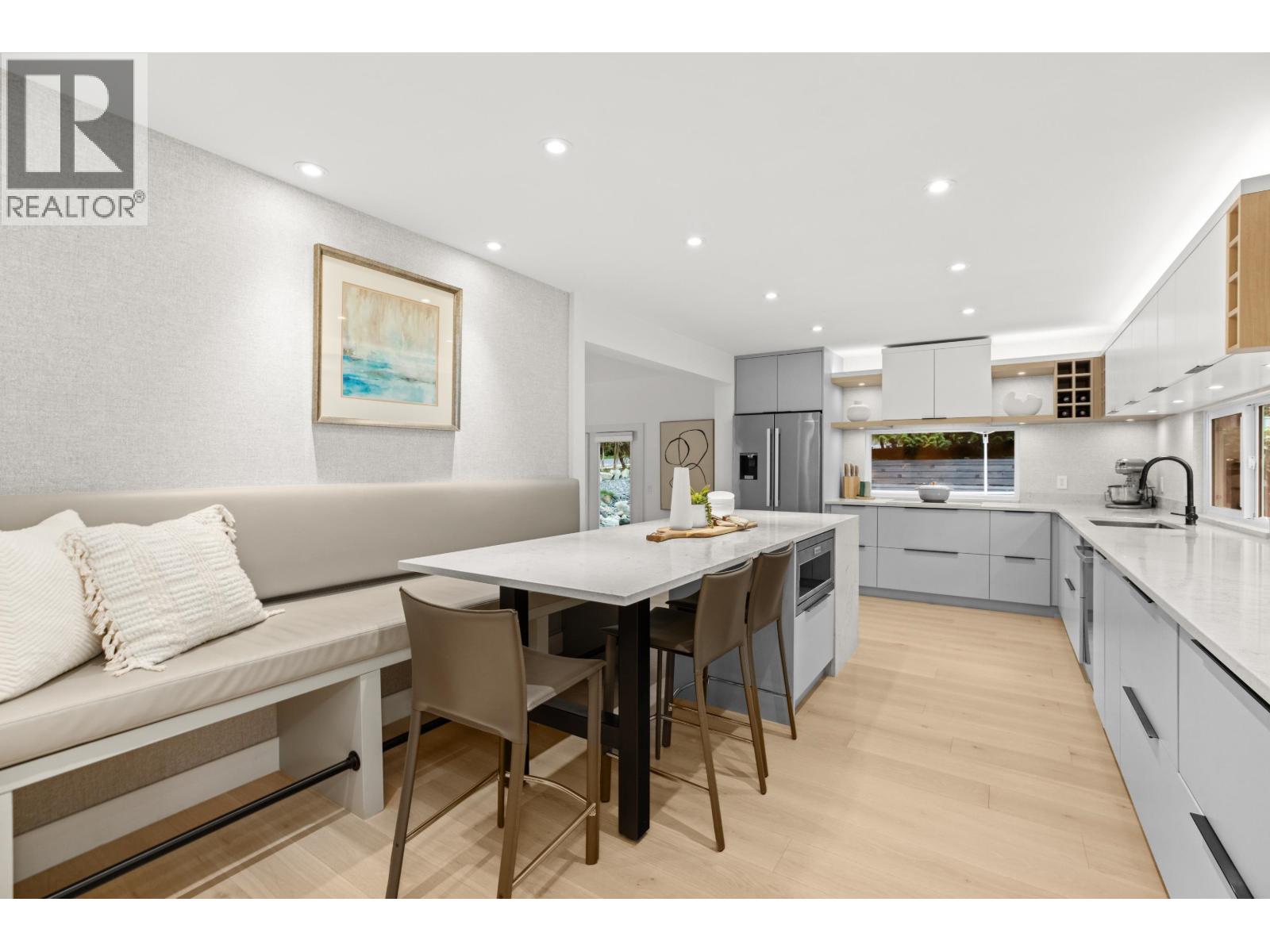 5540 Marine Drive, West Vancouver, British Columbia V7W 2R5 - Photo 8 - R3060040