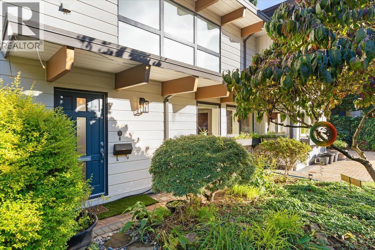 12350 Carlton Street, Maple Ridge, British Columbia  V2X 5C3 - Photo 3 - R3060068