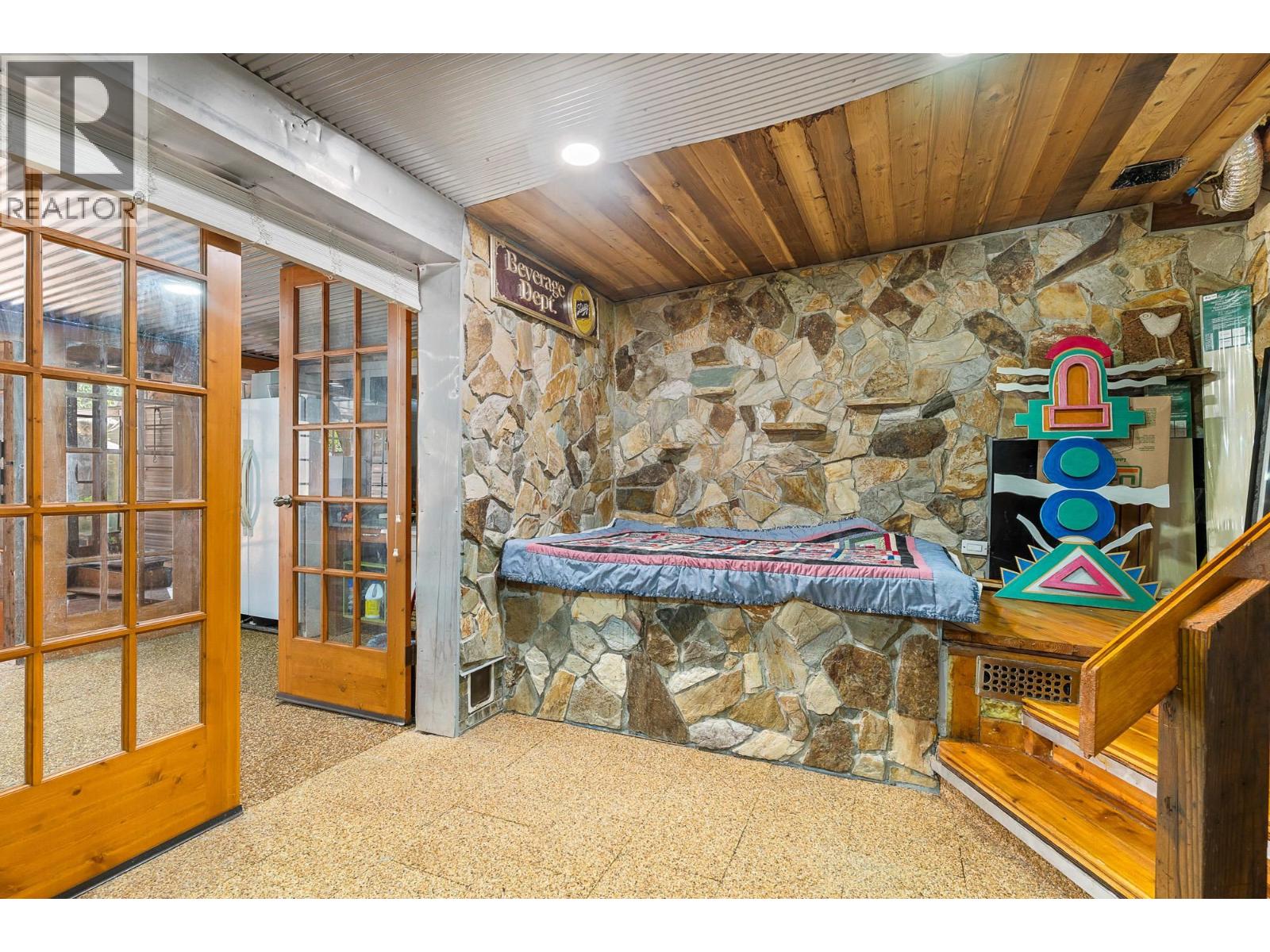 1867 Salisbury Avenue, Port Coquitlam, British Columbia  V3B 1X6 - Photo 24 - R3060087