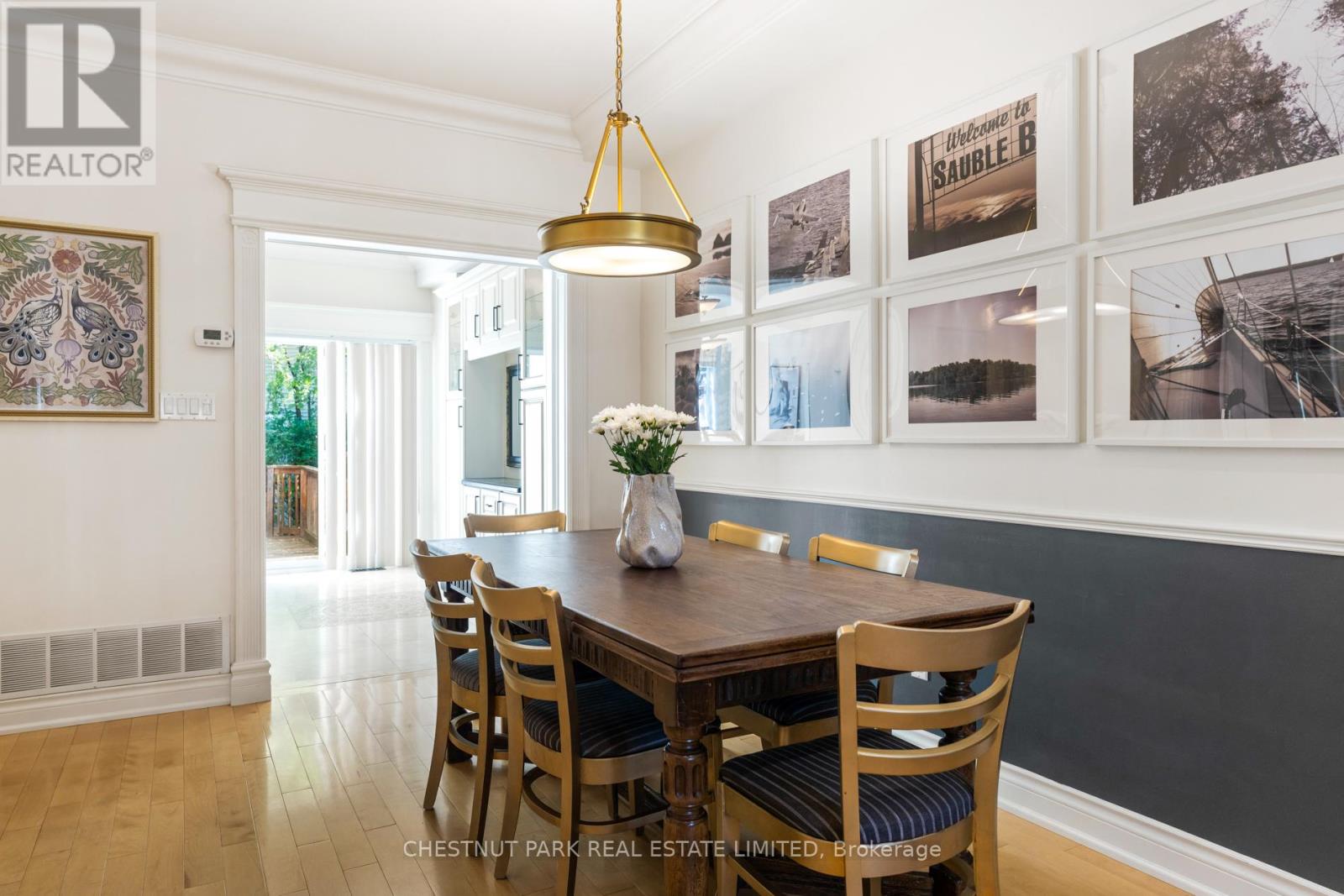 129 Jones Avenue, Toronto, Ontario  M4M 2Z7 - Photo 9 - E12441177