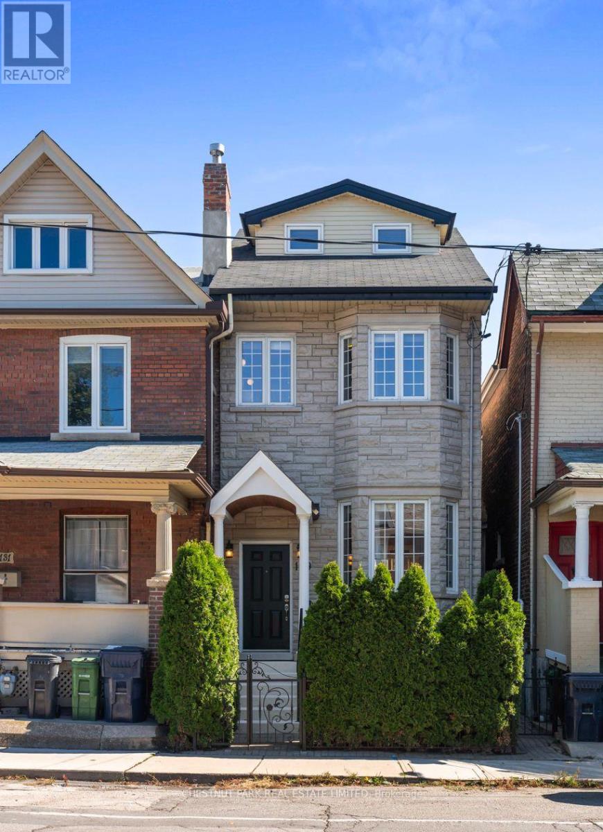 129 Jones Avenue, Toronto, Ontario  M4M 2Z7 - Photo 2 - E12441177