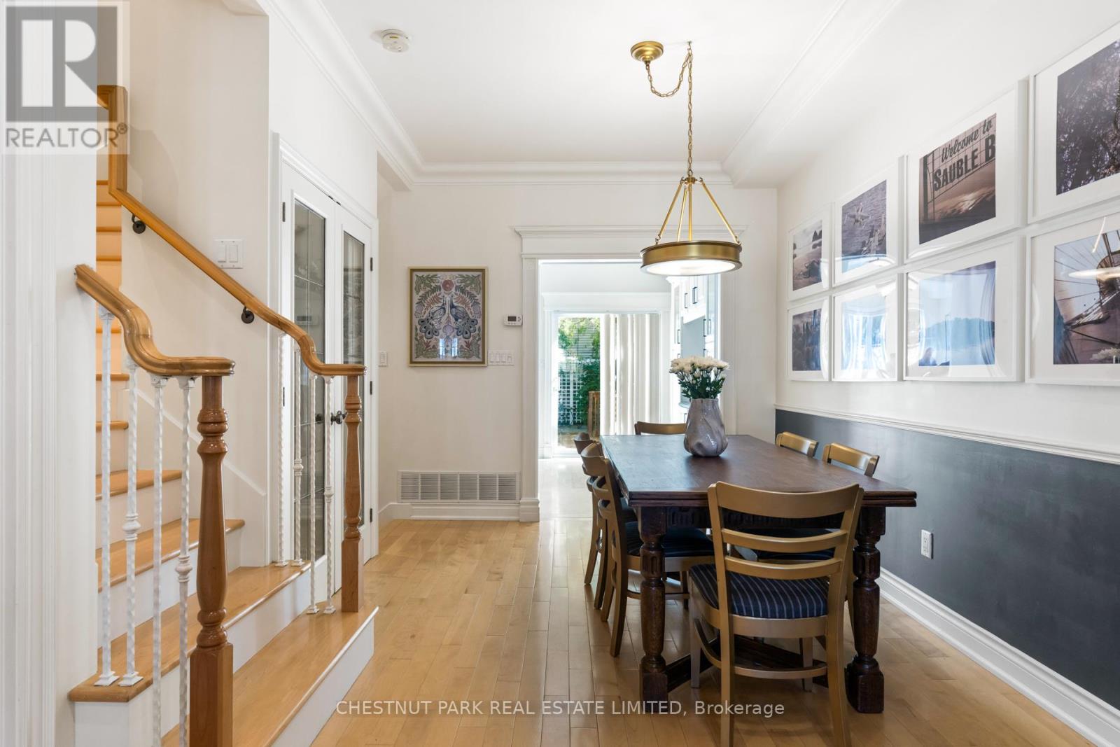 129 Jones Avenue, Toronto, Ontario  M4M 2Z7 - Photo 8 - E12441177